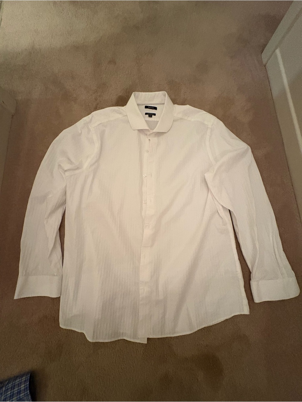 RW&CO. Men's White Long-Sleeve Dress Shirt - Subtle Texture